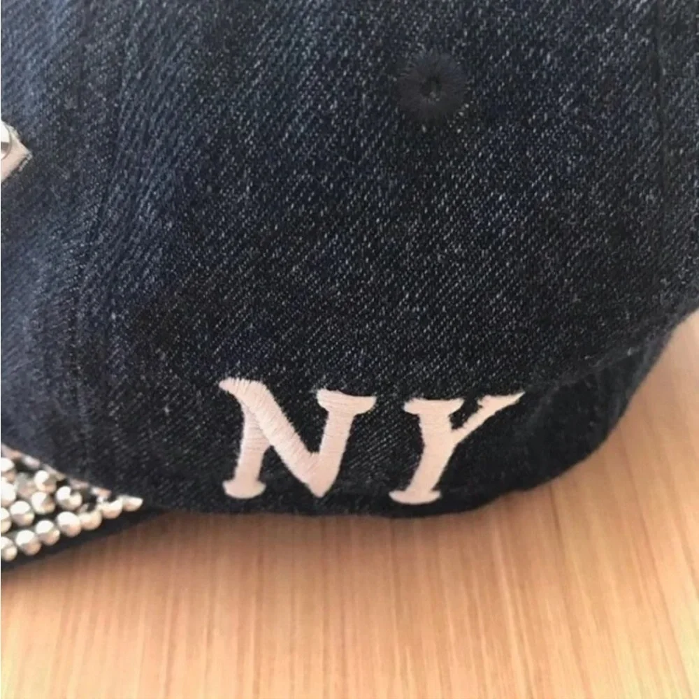 NEW YORK Blue Denim Chambray Cap
